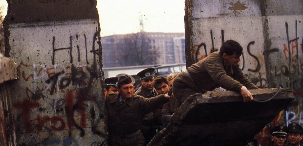 XXème siècle : Breaking the Wall, de Claire Gratias