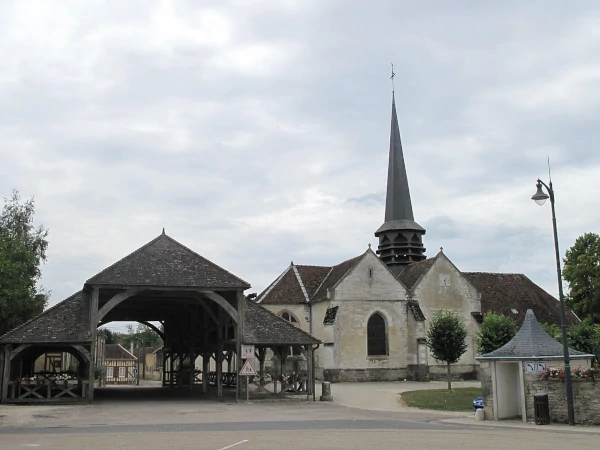 Halle et église de Lesmont