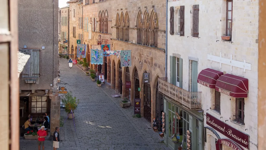 Cordes-sur-Ciel (81)